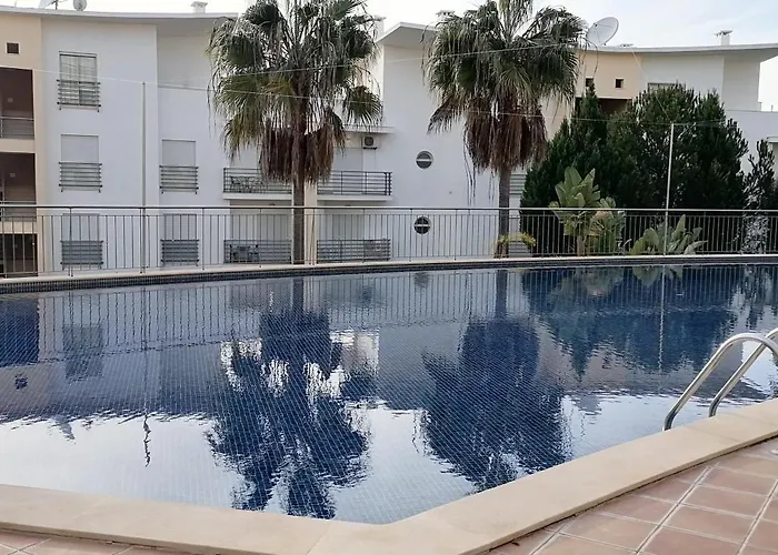 Апартаменты Encosta Da Orada